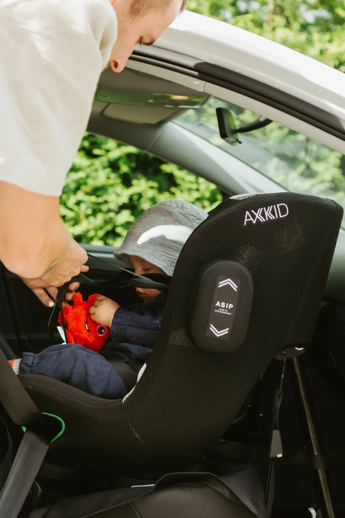 Axkid Autostole 9-36 Kg>Movekid Bagudvendt Autostol, Tar