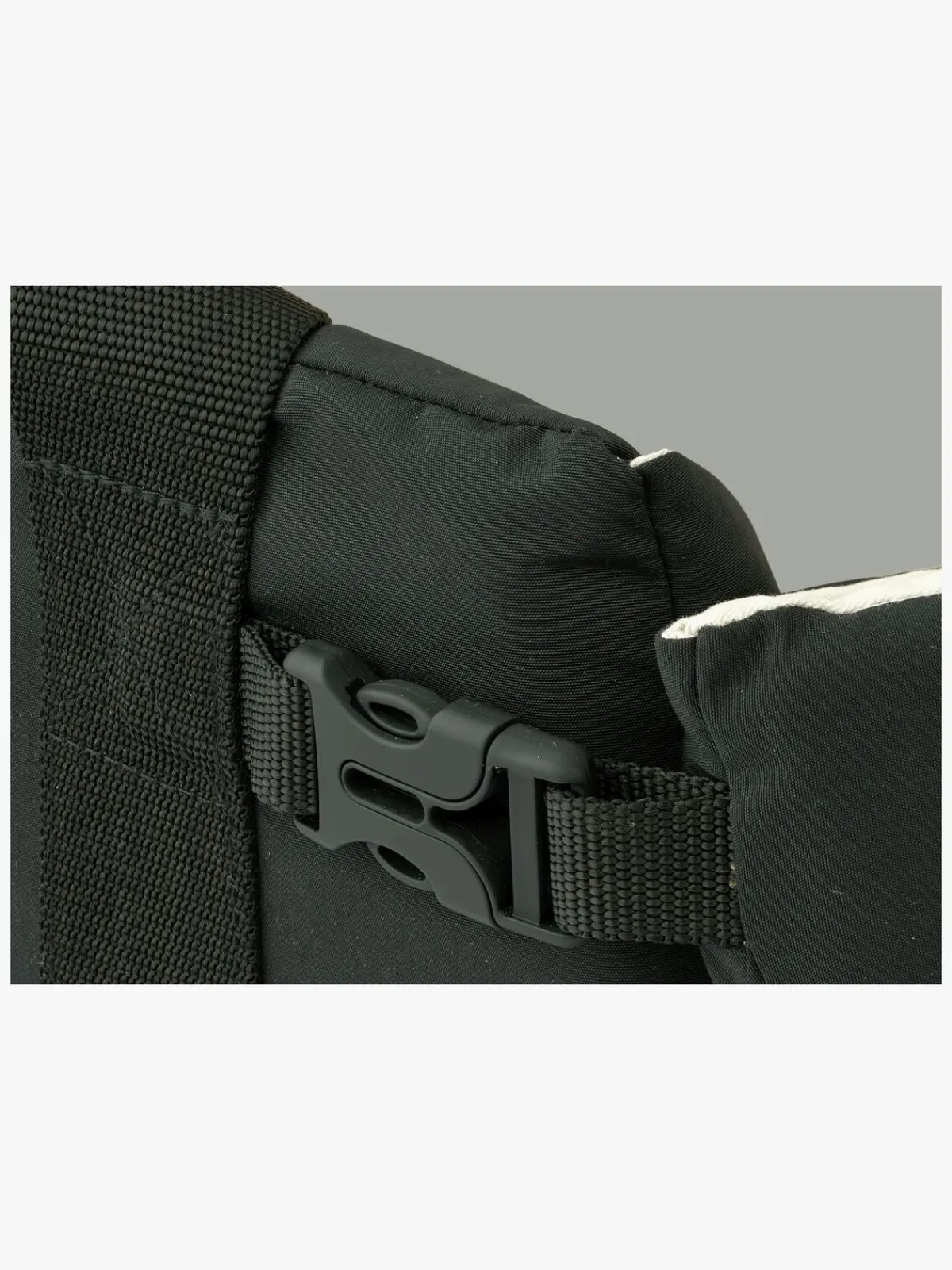 Liewood Vogndele>Amber Babylift, Black