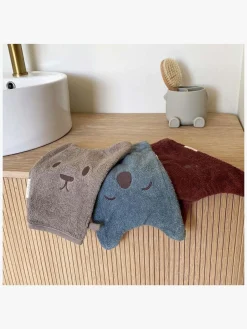 Børn nuuroo Leonora Holder, Mahogany